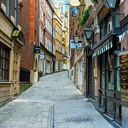 Book Hotels In London